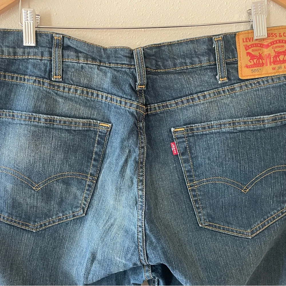 Levi's Men's 38 X 29 505 Regular Fit Blue Jeans